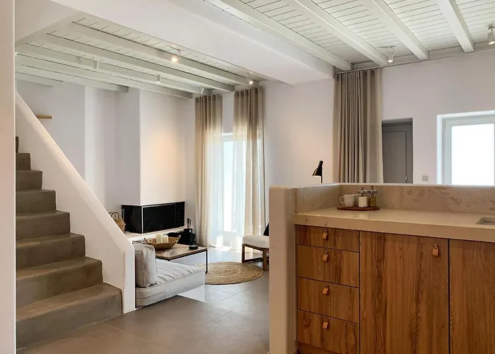 Artemis In Triantaros Tinos Triandáros