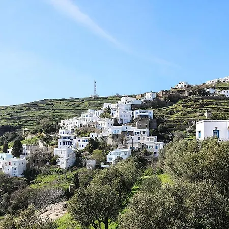 Artemis In Triantaros Tinos Triandáros