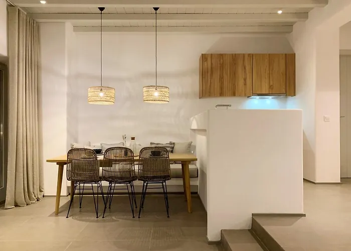 فيلة Artemis In Triantaros Tinos Triandáros