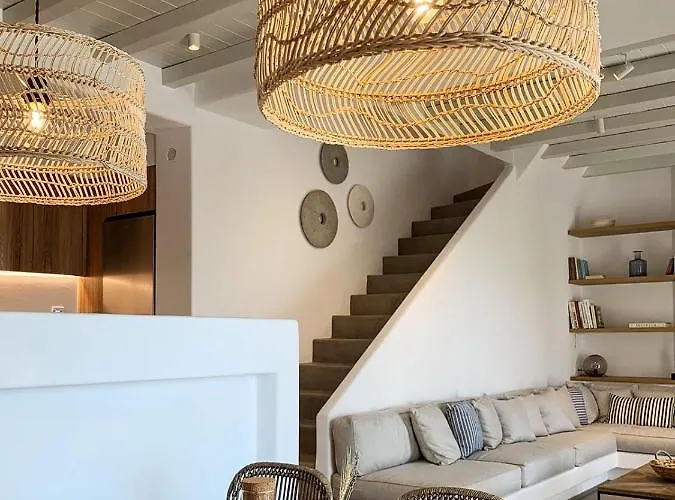 فيلة Artemis In Triantaros Tinos Triandáros