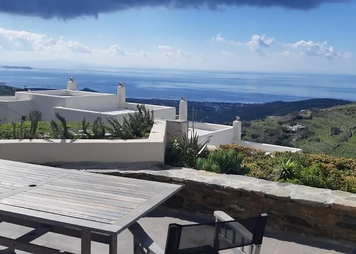 فيلة Artemis In Triantaros Tinos